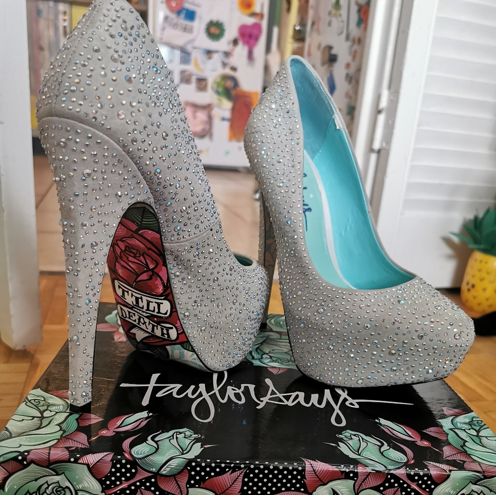 Taylor Says/Taylor Reeve "Til Death" Rhinestone Platform Heels-. Size 8.…